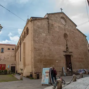 https://centro-storico-carlo-alberto.in-sardinia.net